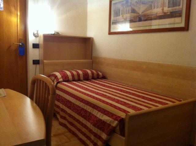 Hotel Fraderiana Torri Del Benaco Rom bilde