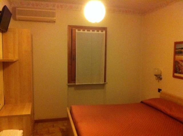 Hotel Fraderiana Torri Del Benaco Rom bilde
